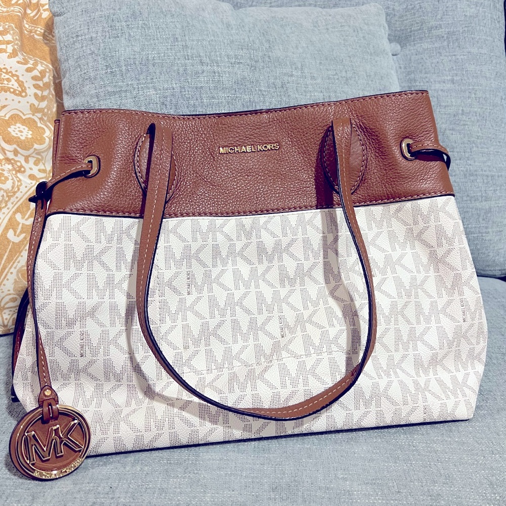 Michael Kors White Bag